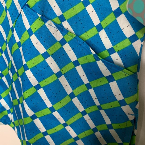 Crocs Diamond Design Scrub Top New with Tag Size Small - Picture 9 of 13